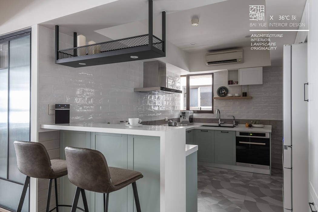 百玥空間設計 ─ 36℃ 灰, 百玥空間設計 百玥空間設計 Kitchen units Tiles