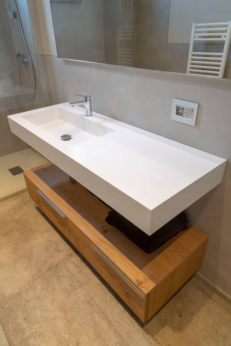 Bagno stile moderno minimal Soffici e Galgani Architetti Bagno minimalista bagno,lavandino,legno