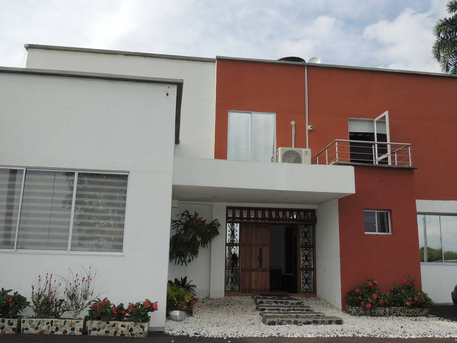 CASA PARA VENTA, SECTOR CERRITOS PEREIRA, CIENTO ONCE INMOBILIARIA CIENTO ONCE INMOBILIARIA 別荘