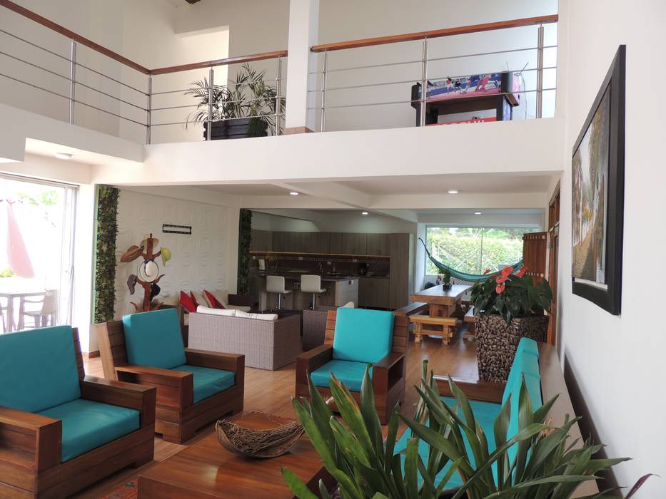 CASA PARA VENTA, SECTOR CERRITOS PEREIRA, CIENTO ONCE INMOBILIARIA CIENTO ONCE INMOBILIARIA Salas de estilo moderno