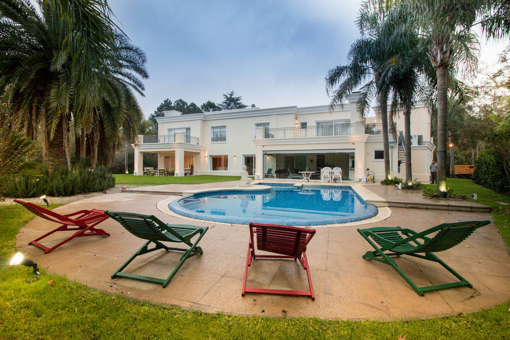 Casa CNSD, Luis Barberis Arquitectos Luis Barberis Arquitectos Eclectic style pool