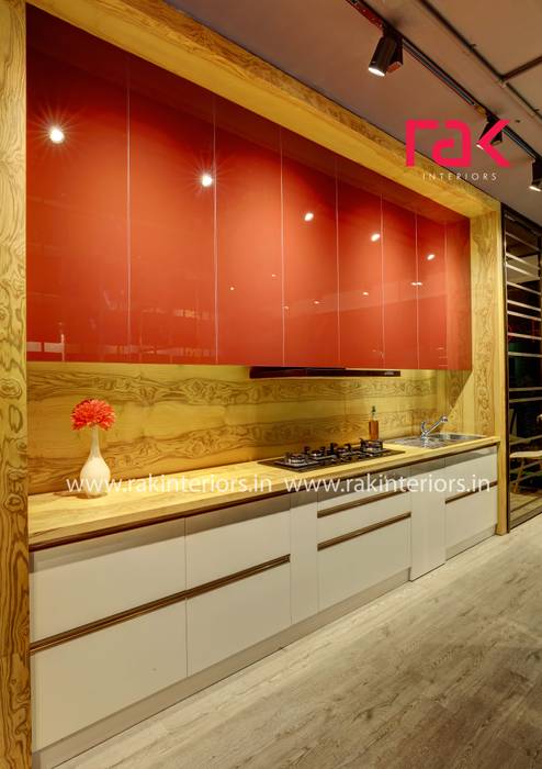 Kitchen interior RAK Interiors Modern kitchen Cabinets & shelves