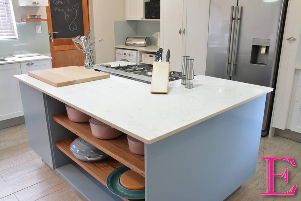 Fresh Modern Country Powder Blue & White Kitchen Ergo Designer Kitchens & Cabinetry Built-in kitchens MDF