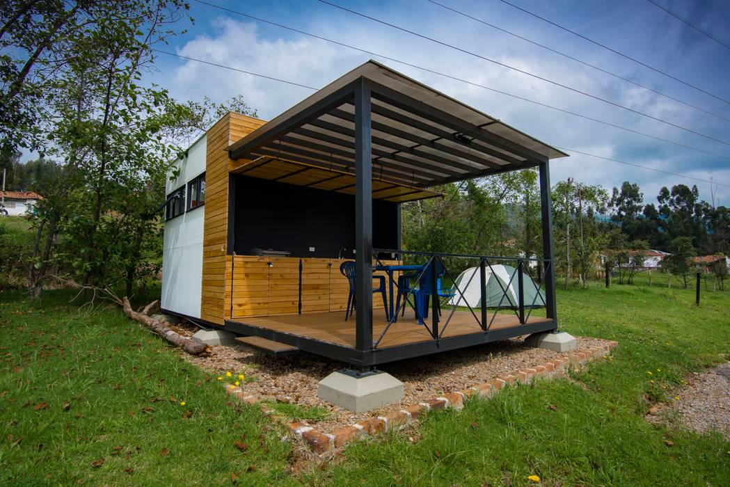 Modulo Barbecue + baños Camacho Estudio de Arquitectura Chalets Derivados de madera Transparente madera,,exteriores,,barbecue,,parrilla,,naturaleza