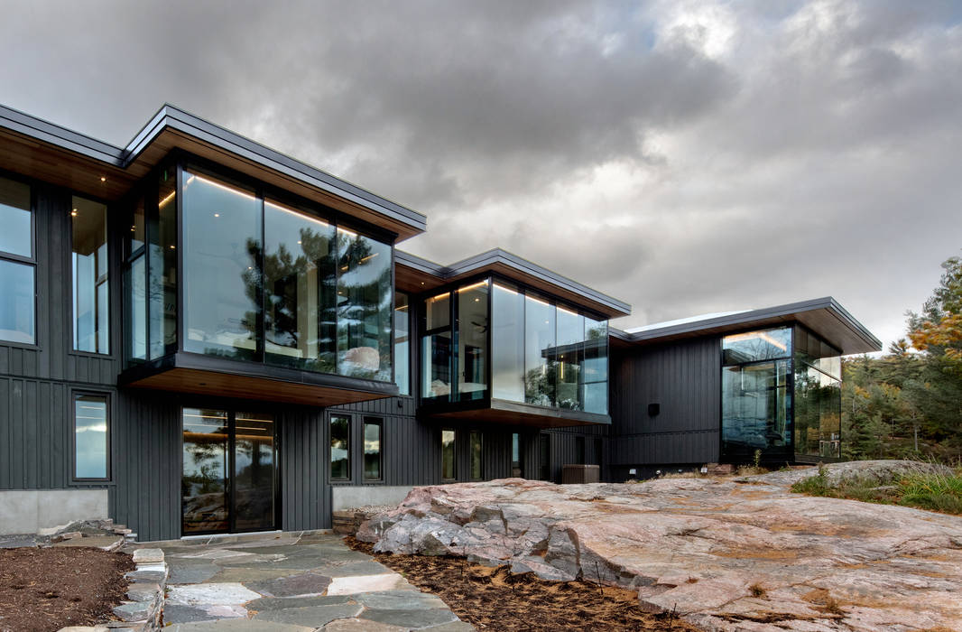 Contemporary Cottages in Ontario, Trevor McIvor Architect Inc Trevor McIvor Architect Inc Modern houses Sky,Cloud,Plant,Building,Window,Wood,Architecture,Land lot,Shade,House