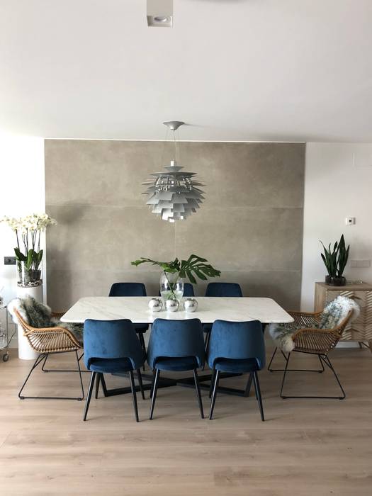 mesa de comedor. Decorando tu espacio - interiorismo y reforma integral en Madrid. Salones de estilo moderno decoraci´ón,interiorismo,mesa de comedor