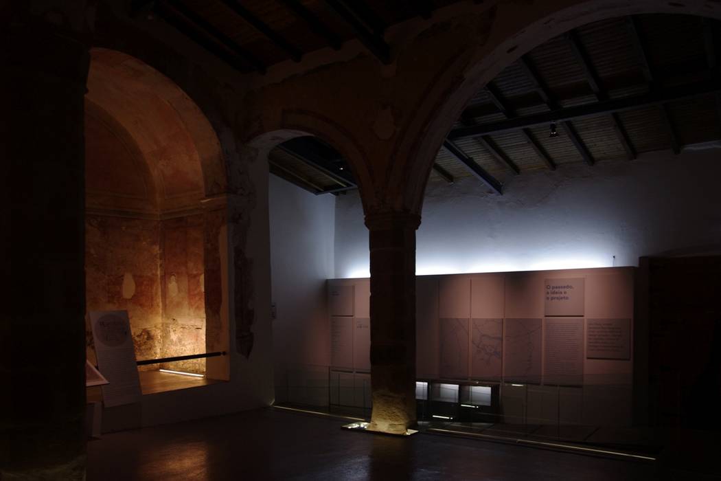 Casa da História Judaica - Elvas, Visual Stimuli Visual Stimuli Eclectic style walls & floors