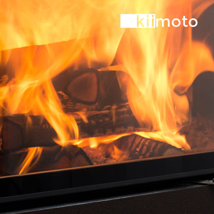 .kii5 | kiimoto - Tunnelkamin und Speicherkamin in einem, kiimoto kamine kiimoto kamine Rustic style living room Iron/Steel Fireplaces & accessories