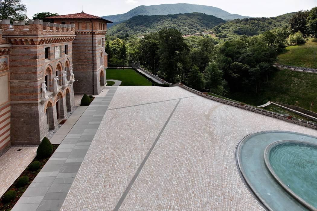 Rifacimento Pavimentazione esterna Castello Ceconi, Viel Emozioine Pietra Viel Emozioine Pietra Pavimentos Mármore