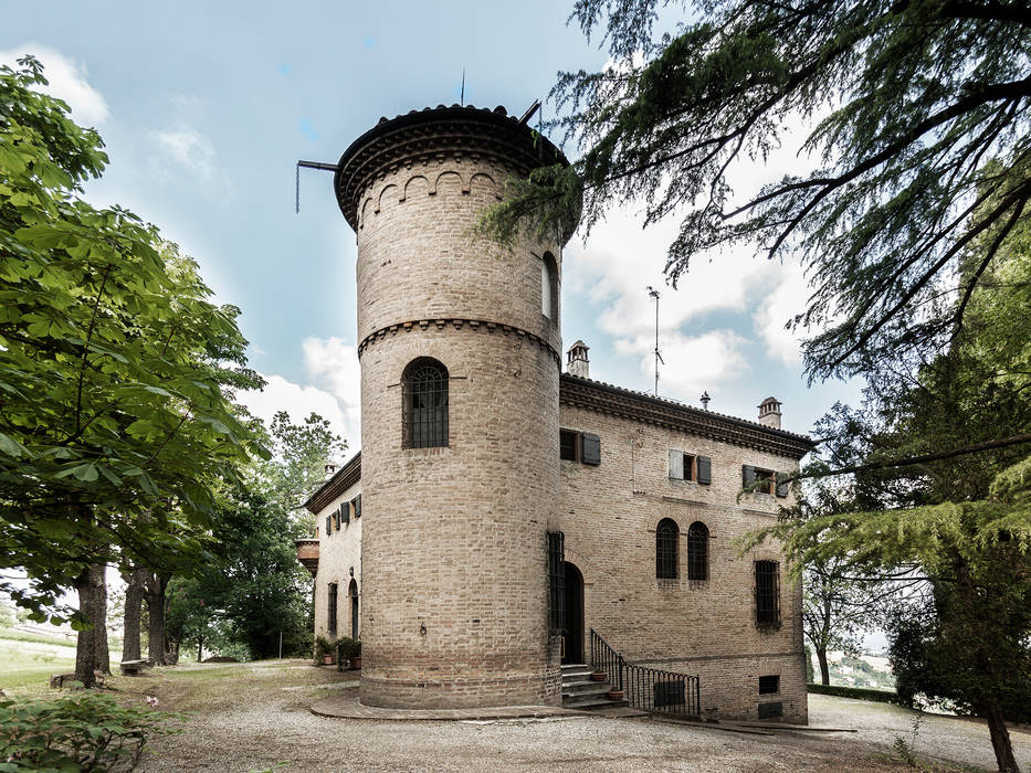 VILLA PRIVATA, elena romani PHOTOGRAPHY elena romani PHOTOGRAPHY Maisons classiques