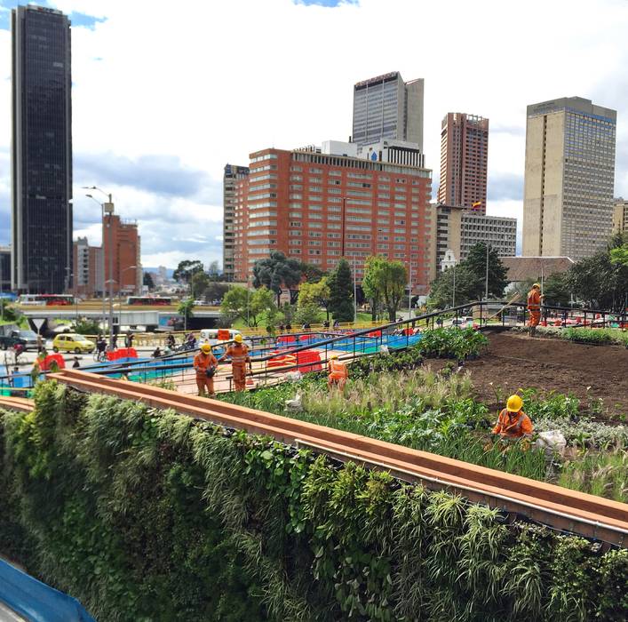 Parque Bicentenario, Helecho SAS Helecho SAS Jardines en la fachada Plástico