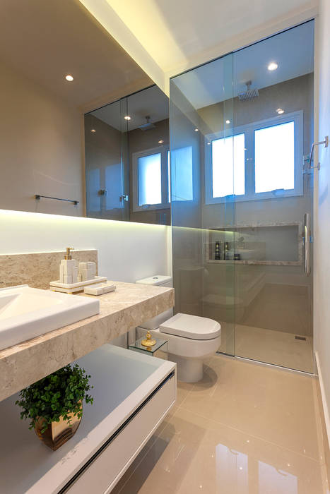 Casa Mont Blanc, Designer de Interiores e Paisagista Iara Kílaris Designer de Interiores e Paisagista Iara Kílaris Modern Bathroom