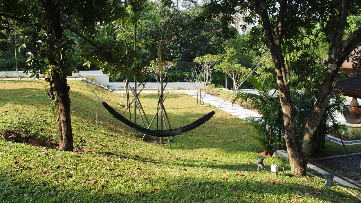 Luxury Bungalow In Sungai Penchala Kuala Lumpur, Mode Architects Sdn Bhd Mode Architects Sdn Bhd Tropical style gardens
