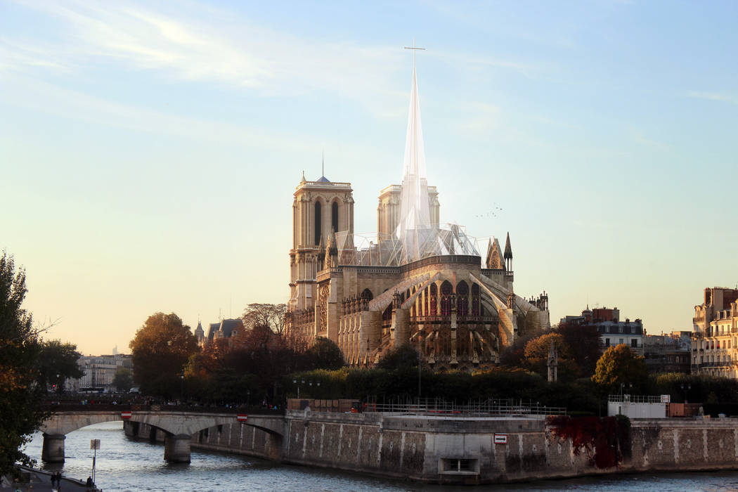 Rehabilitación de la cubierta de Notre-Dame en París, POA Estudio Arquitectura y Reformas en Córdoba POA Estudio Arquitectura y Reformas en Córdoba Gewerbeflächen Glas Museen