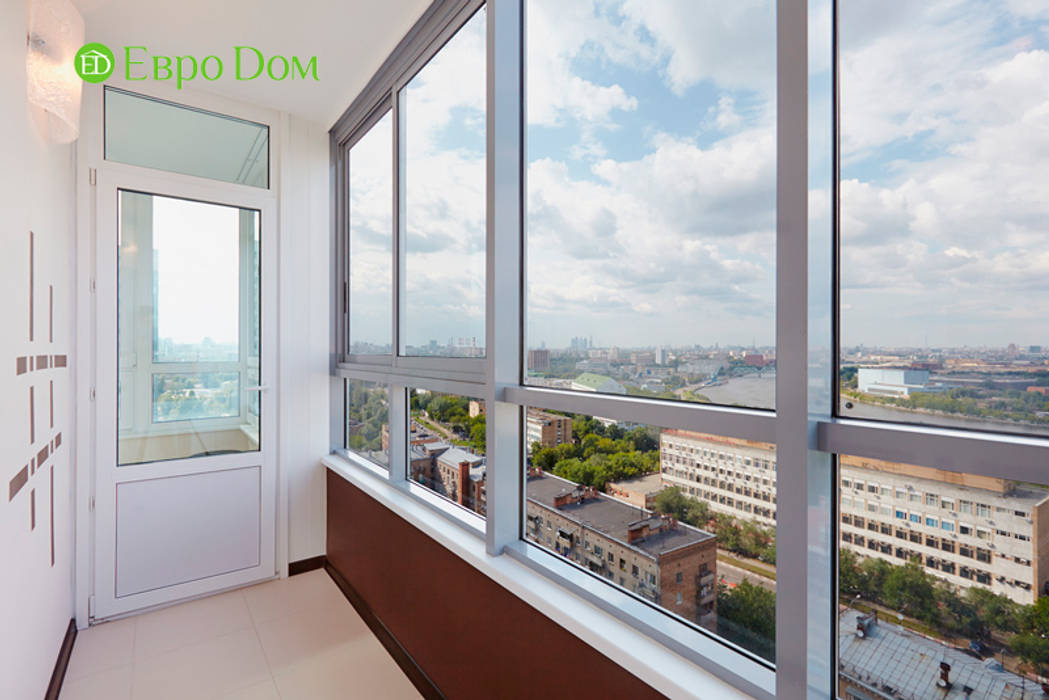 Ремонт трехкомнатной квартиры 103 кв. м в современном стиле, ЕвроДом ЕвроДом Balkon