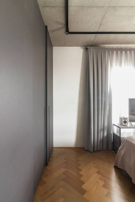 Quarto aconchegante INÁ Arquitetura Minimalist bedroom