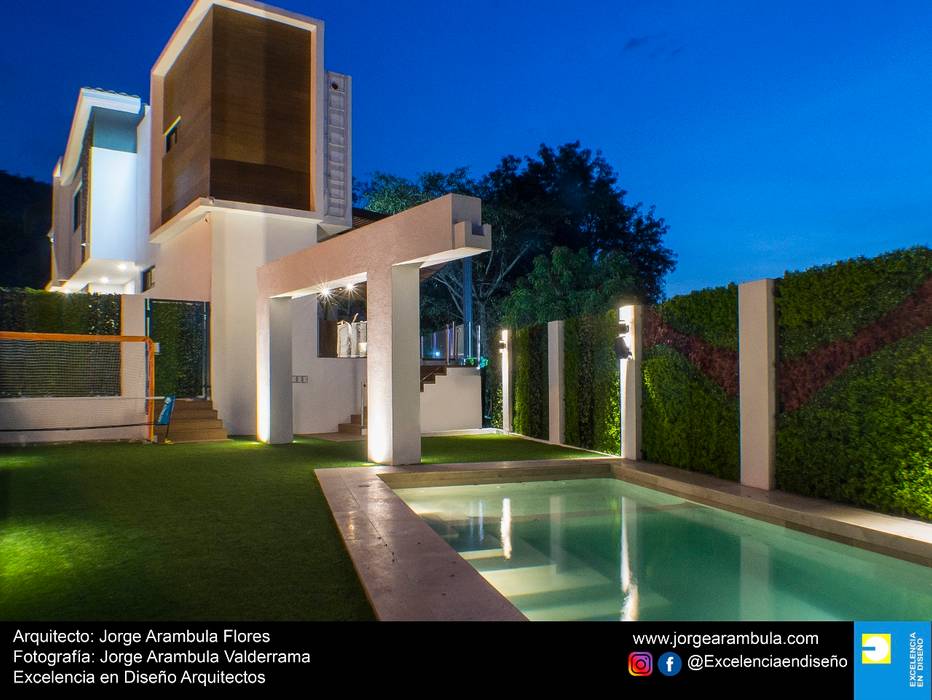 Fantástica Casa - Lagos 94, Excelencia en Diseño Excelencia en Diseño Piscinas de jardín Mármol