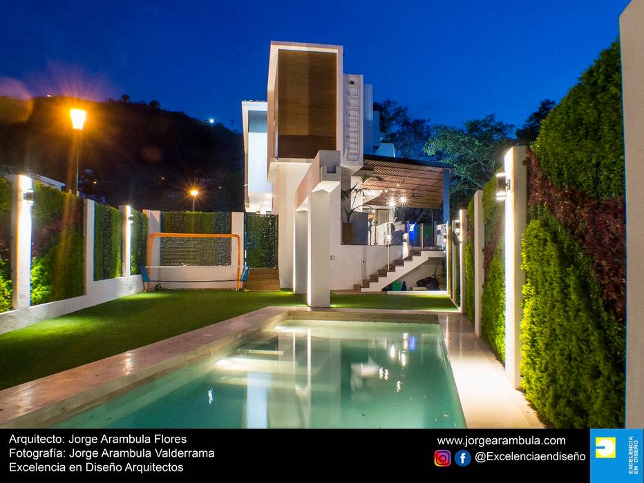 Fantástica Casa - Lagos 94, Excelencia en Diseño Excelencia en Diseño Garden Pool Marble