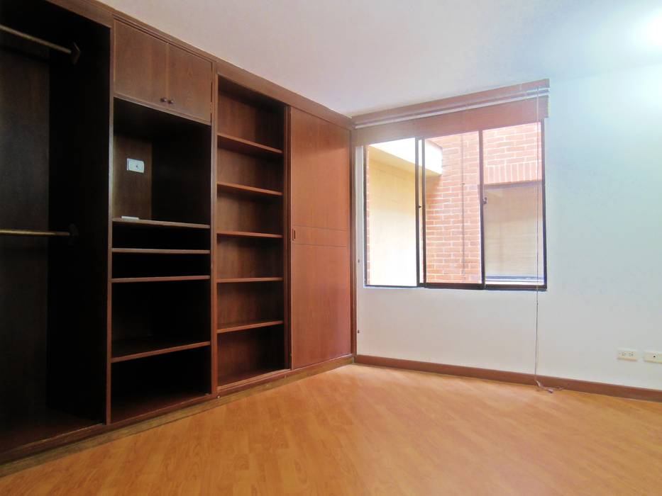 Habitación Principal AlejandroBroker Cuartos de estilo minimalista