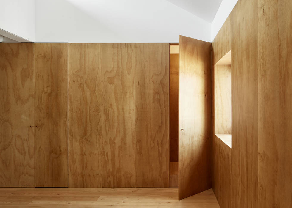 Capitão Leitão, arriba architects arriba architects Pintu Kayu Wood effect