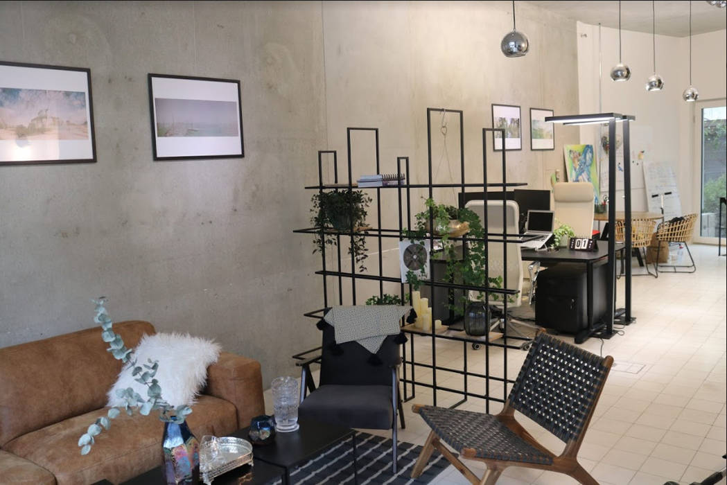 Design Studio Showroom , Ivy's Design - Interior Designer aus Berlin Ivy's Design - Interior Designer aus Berlin Ruang Komersial Komposit Kayu-Plastik Kantor & toko