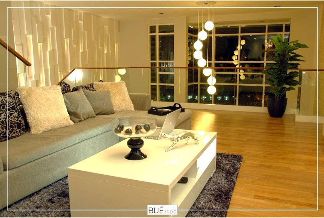 Bin Jai Pentho, Bue Studio Co.,Ltd. Bue Studio Co.,Ltd. Modern Living Room
