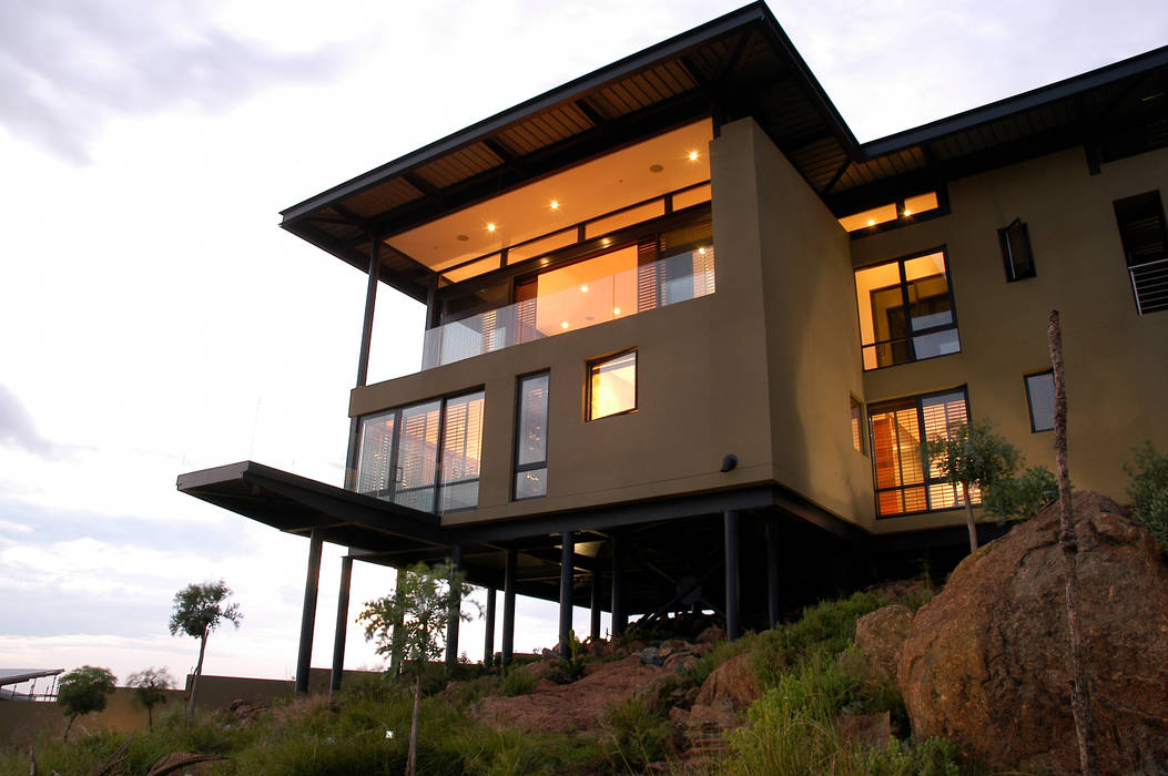 Hillside Haven - Loft House Bassonia, CKW Lifestyle Associates PTY Ltd CKW Lifestyle Associates PTY Ltd Multi-Family house