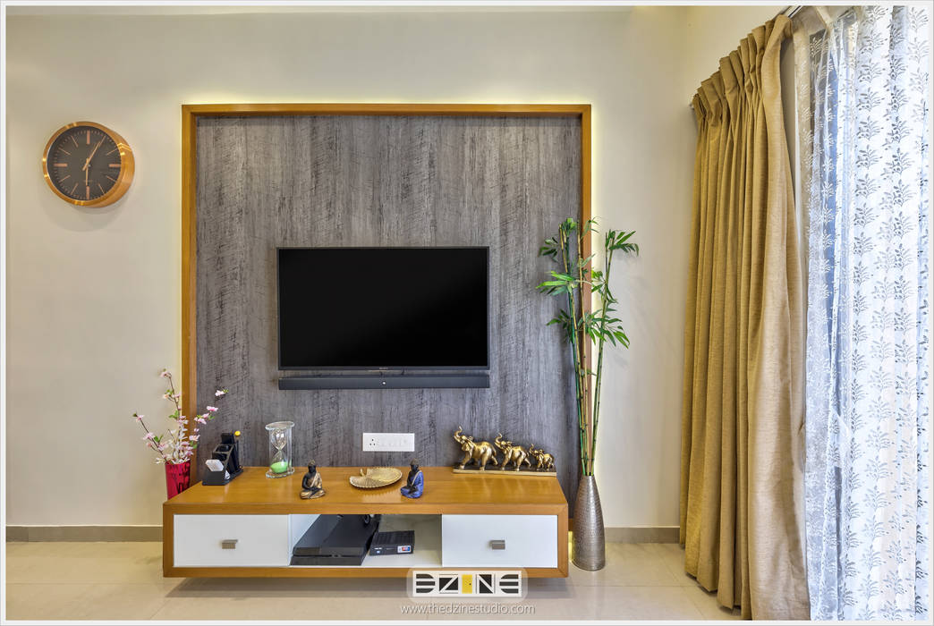 2BHK apartment in Pune , The D'zine Studio The D'zine Studio Minimalist living room TV stands & cabinets