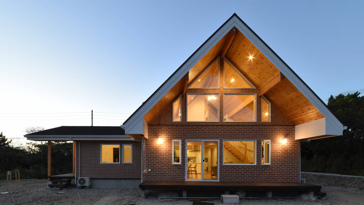 日間賀島に建つ木の家, 木の家株式会社 木の家株式会社 uPVC windows Wood Wood effect