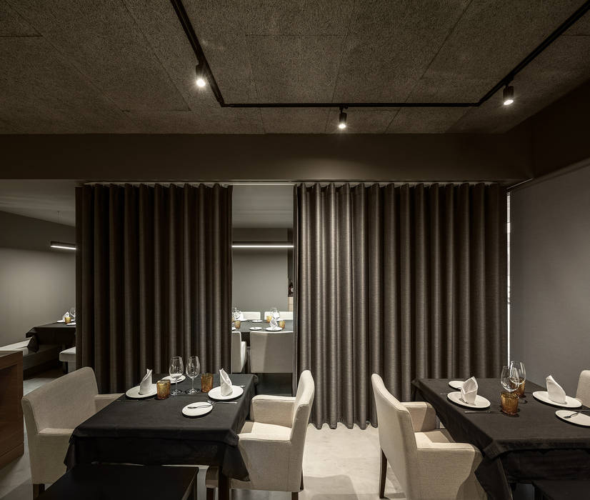 FAMA Restaurant, PAULO MARTINS ARQ&DESIGN PAULO MARTINS ARQ&DESIGN Commercial spaces Gastronomy