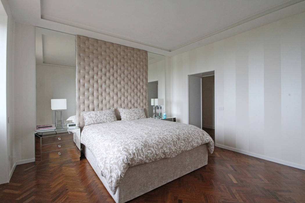 VILLA MODERNA CLASSICA Villa Elisa, JFD - Juri Favilli Design JFD - Juri Favilli Design Small bedroom