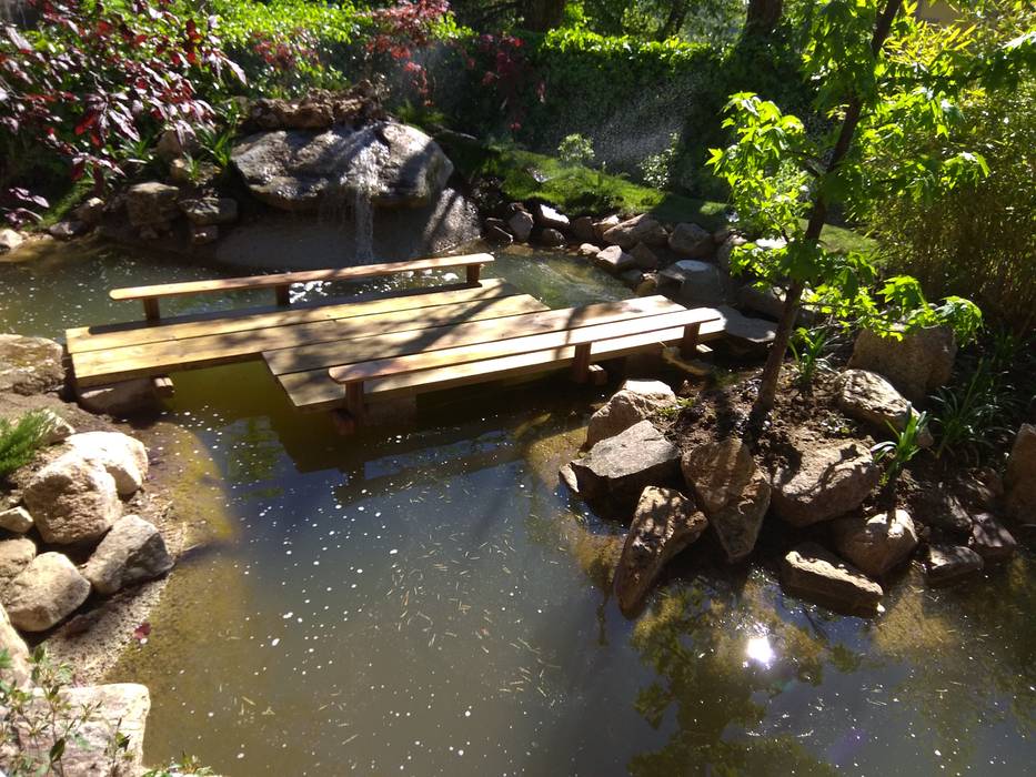 Jardin japones con estanque, Jardines Japoneses -- Estudio de Paisajismo Jardines Japoneses -- Estudio de Paisajismo 枯山水