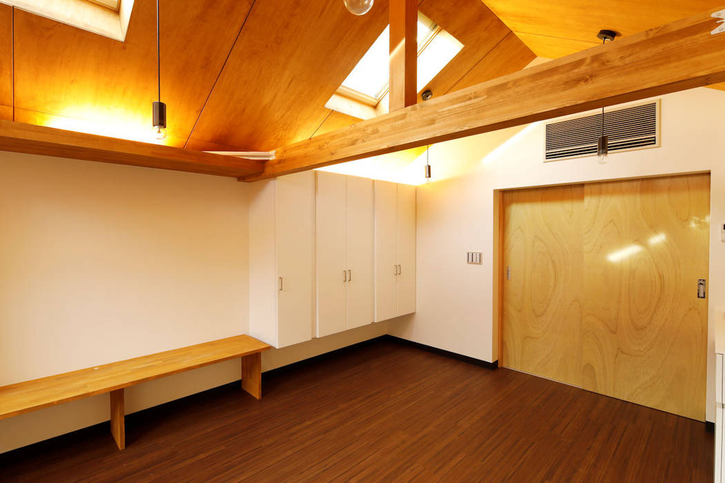大人可愛い賃貸ルーム, 一級建築士事務所 感共ラボの森 一級建築士事務所 感共ラボの森 Small bedroom Wood Wood effect