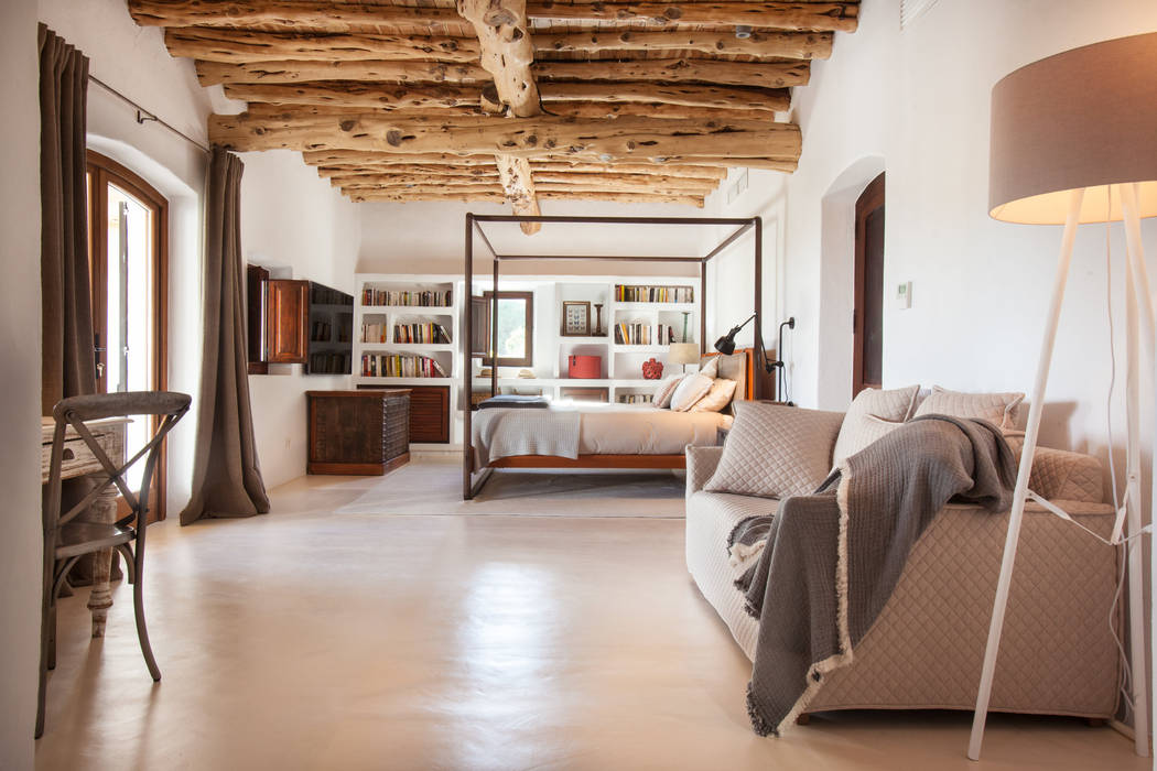 Private Villa, Ibiza, Davydov Bespoke Davydov Bespoke Colonial style bedroom Dressing tables