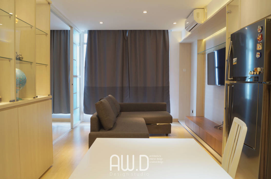 CBD PLUIT, AW.D (ariwibowo.design) AW.D (ariwibowo.design) Ruang Keluarga Minimalis