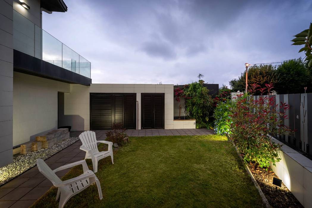 Rehabilitación e interiorismo en una antigua casa en Somió, Gijón, arQmonia estudio, Arquitectos de interior, Asturias arQmonia estudio, Arquitectos de interior, Asturias Detached home