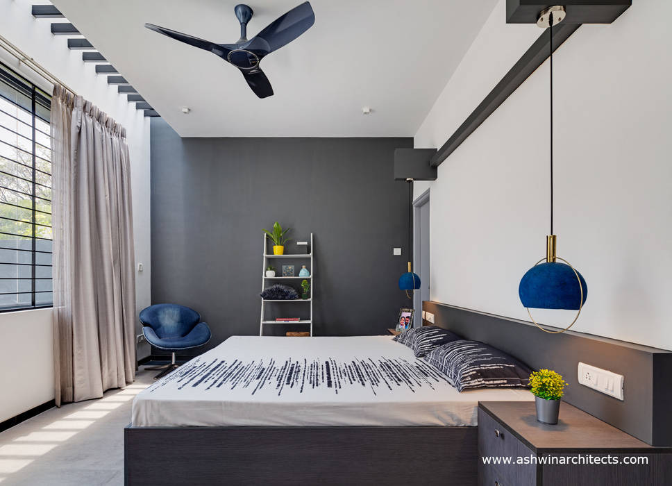 Project: tree by the house—interior design—bedroom room | homify
