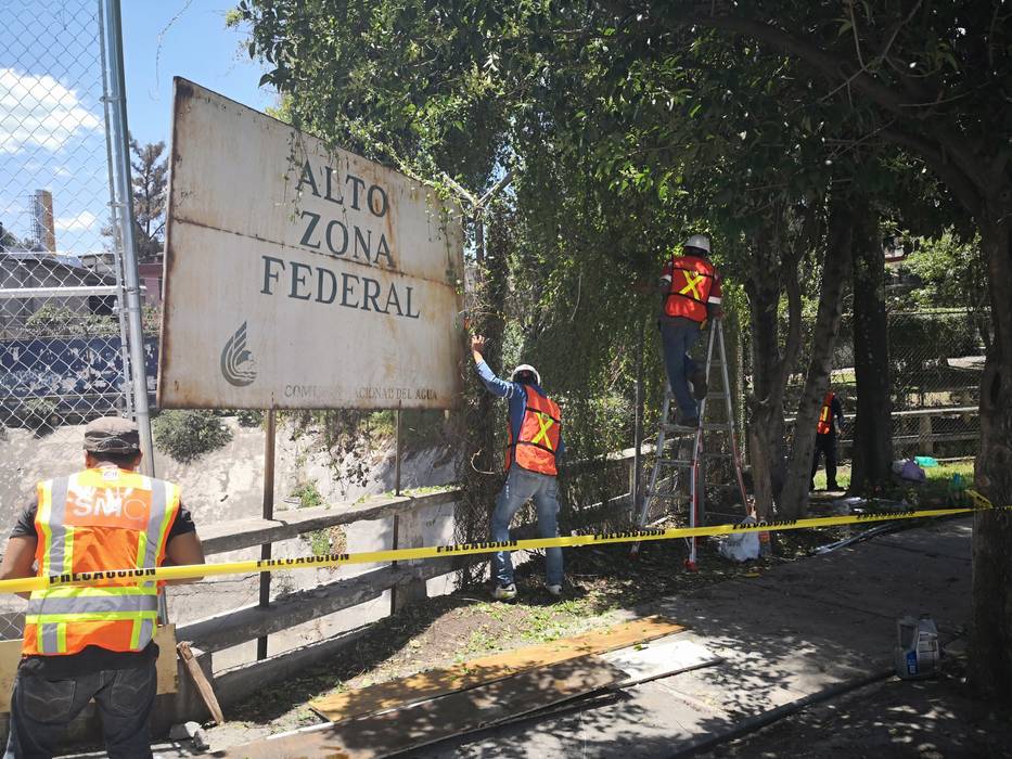 Instalacion de malla ciclónica para CONAGUA, Grupo SSCAM Grupo SSCAM Espaços comerciais Espaços comerciais