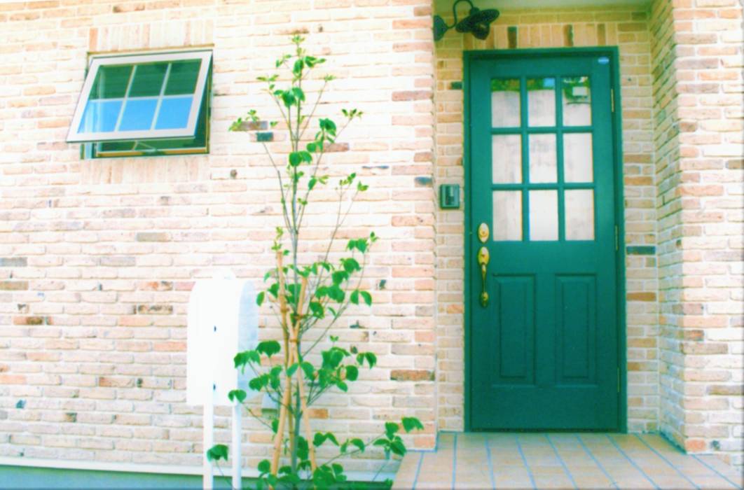 homify Front doors Wood Wood effect