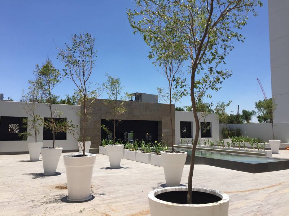 Espacio Monraz , Withs Gardens Withs Gardens Commercial spaces Tòa nhà văn phòng