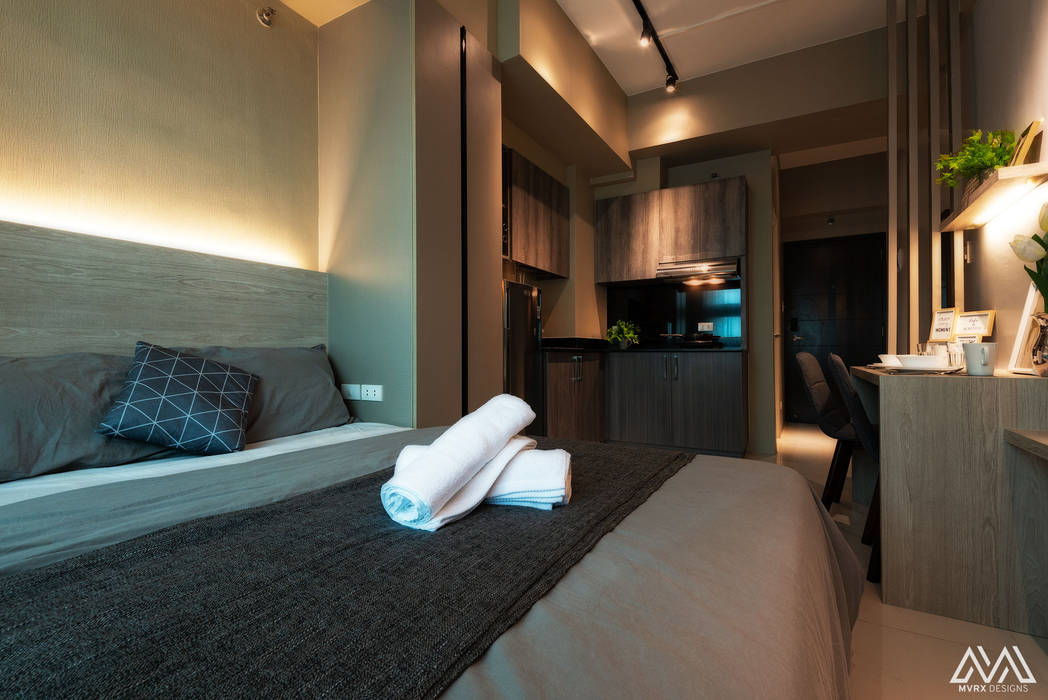 Warm & Cozy - The Symphony Tower 2 (QC), MVRX Designs MVRX Designs Small bedroom