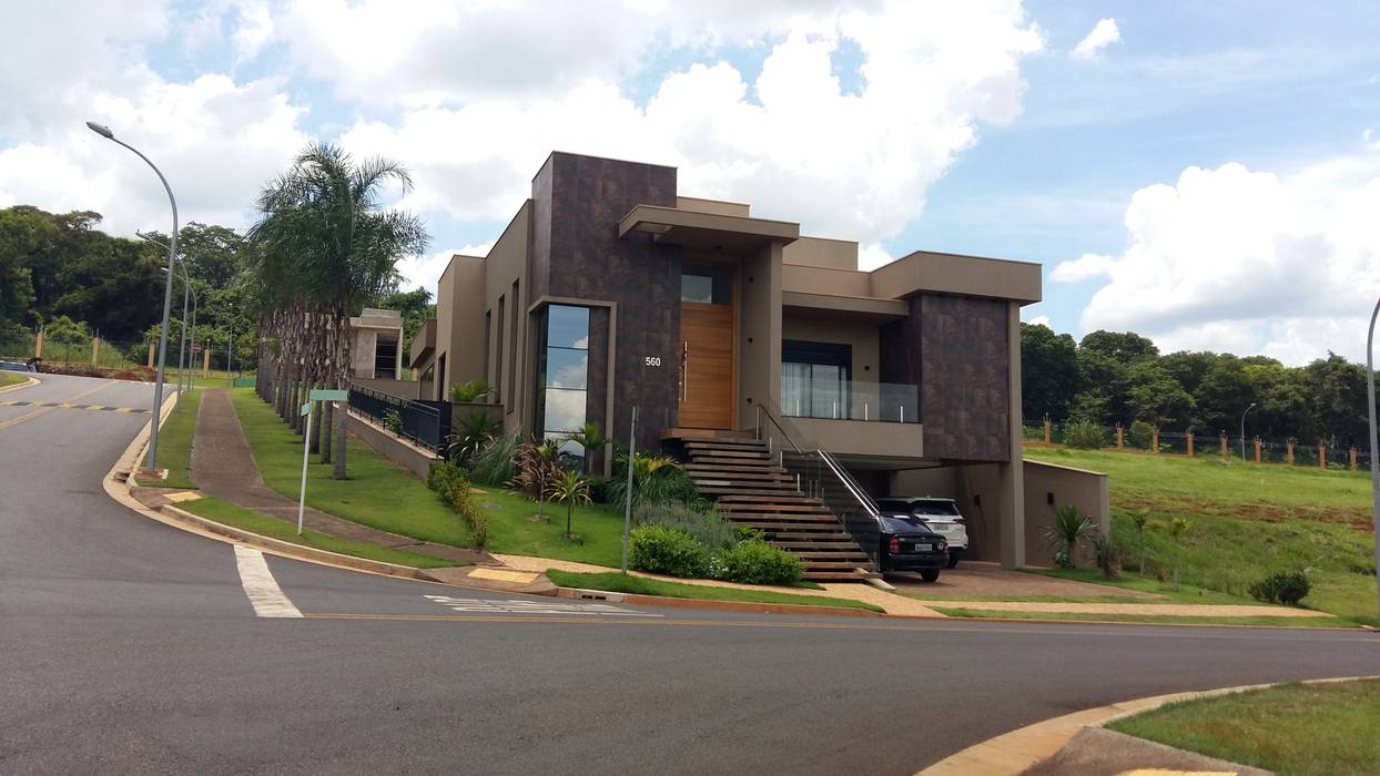 Fachada Residencia M+E TALITA CORRAL ARQUITETURA Casas modernas fachada moderna