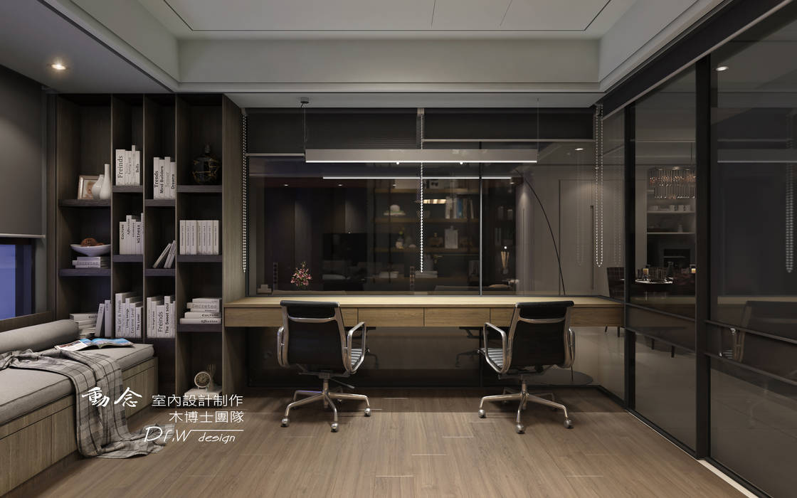 homify Ruang Studi/Kantor Modern Kaca