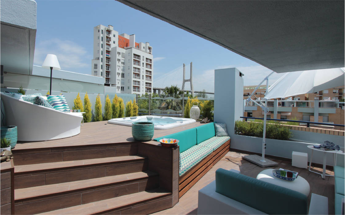 Residencial | Obra de remodelação de terraço Roof Piscinas modernas