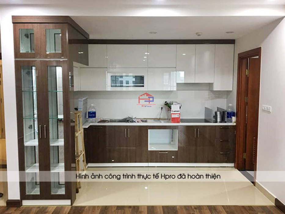 Hình ảnh thực tế bộ tủ bếp acrylic nhà chị Thắng - Goldmark City Nội thất Hpro Nhà bếp phong cách hiện đại tủ bếp acrylic,tủ bếp gỗ acrylic,tủ bếp nhựa acrylic,giá tủ bếp acrylic,