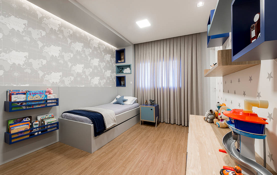 Contemporâneo e clássico unidos em apartamento amplo, Espaço do Traço arquitetura Espaço do Traço arquitetura غرفة الاطفال
