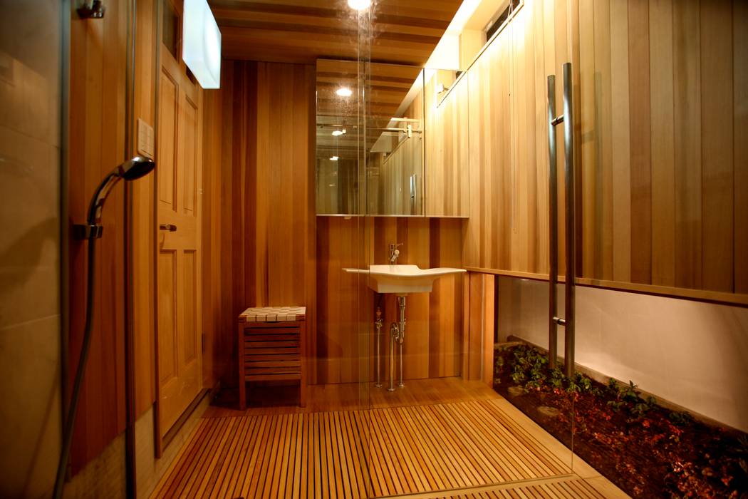 洗面室 株式会社高野設計工房 北欧スタイルの お風呂・バスルーム