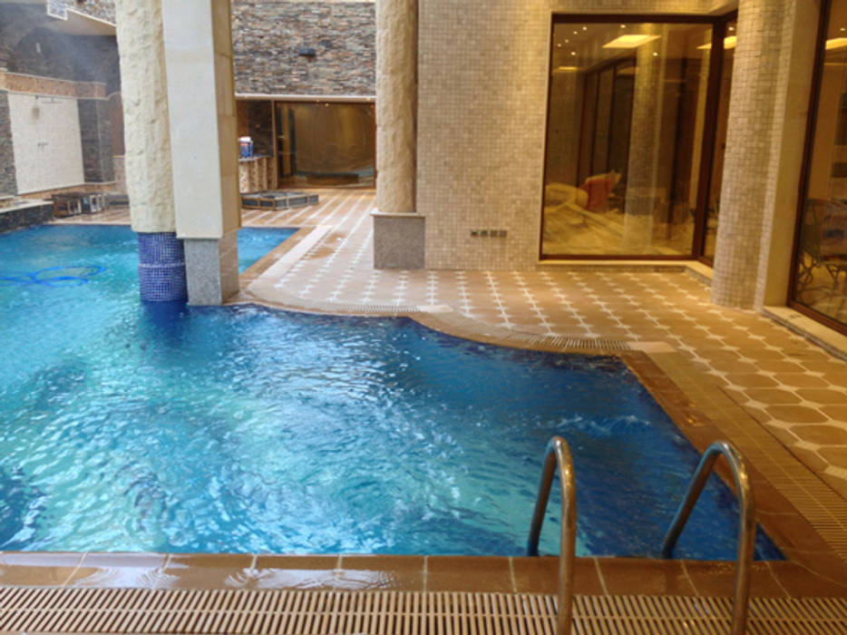 المسبح بالبدروم مع الاطلالة الساحة smarthome مسبح حديقة pool
