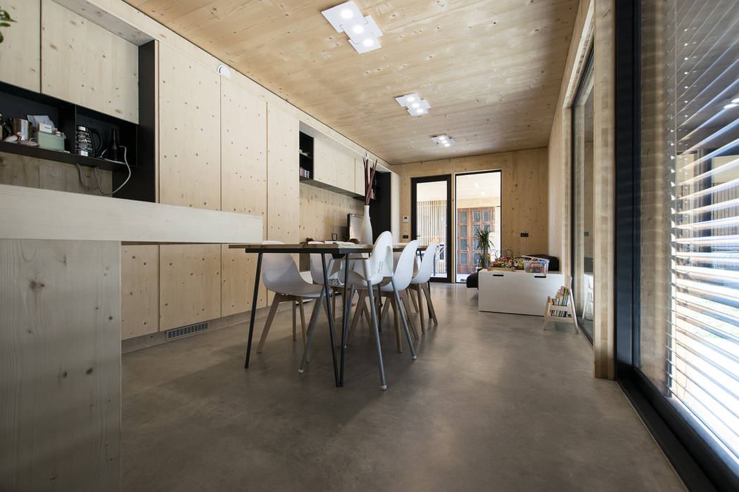 Prima Casa Passiva di estudoquarto_Studio di Architettura, estudoquarto s.r.l. estudoquarto s.r.l. Cucina minimalista