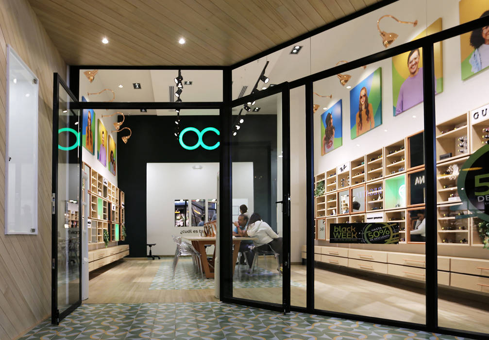 Optica Colombiana, CC Viva Envigado, Gamma Gamma Espacios comerciales Espacios comerciales